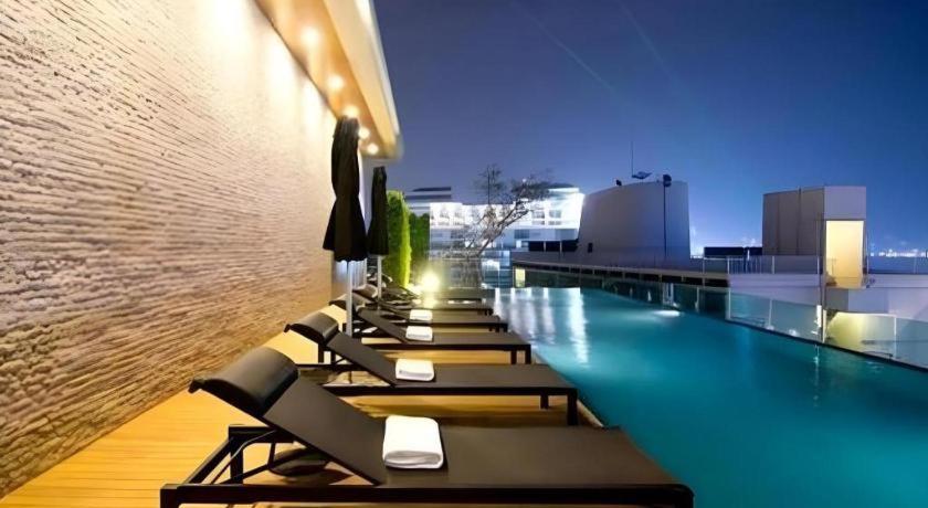 Seven Zea Chic Hotel 3*
